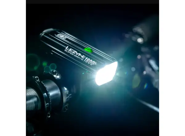 Lezyne Super Drive 1800+ Smart predné svetlo Black