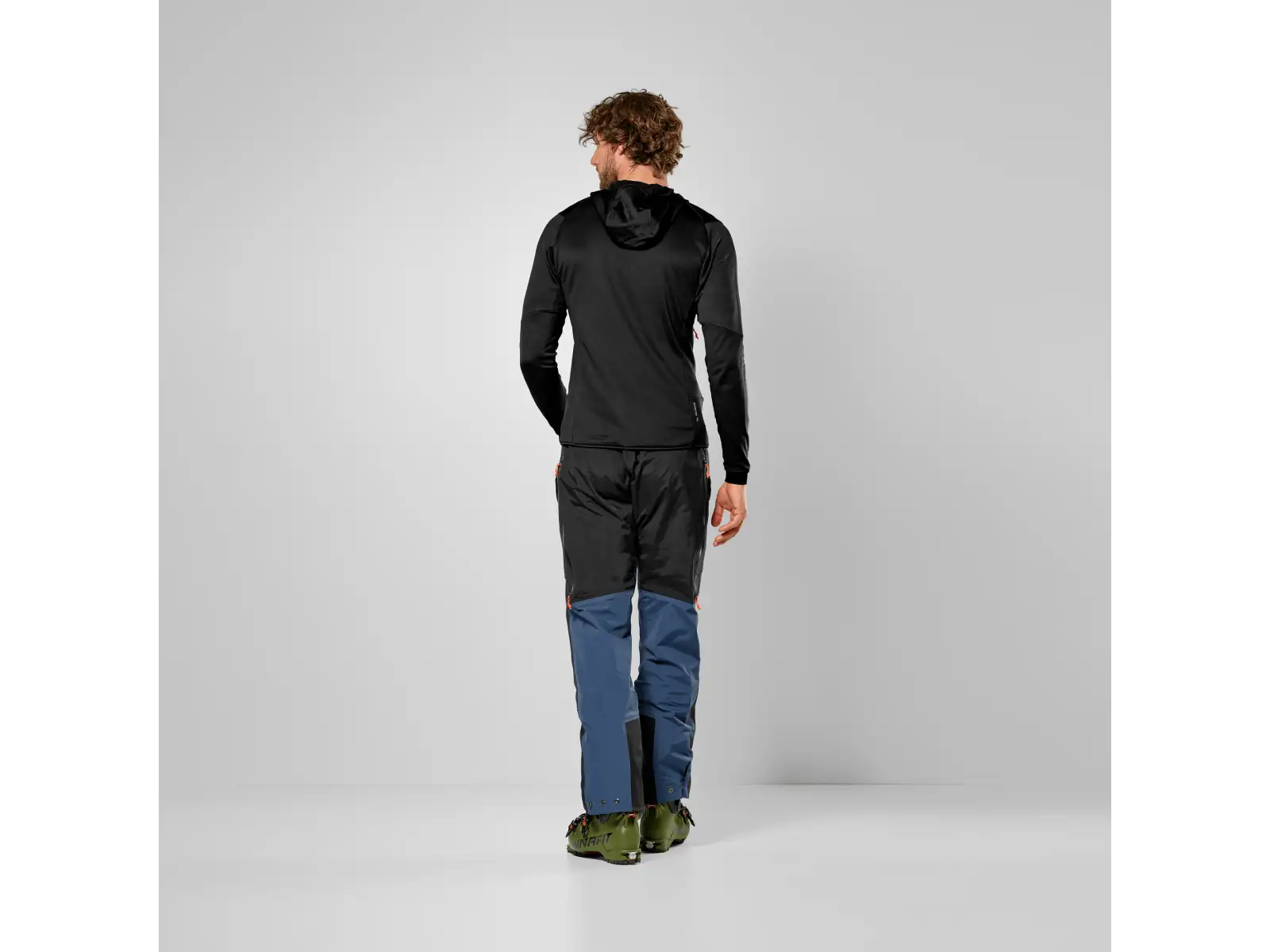 Salewa Sella Crevasse Hooded pánska mikina Black Out