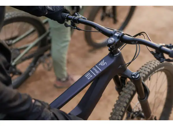 Ibis Ripmo V3 GX Eagle AXS horský bicykel Heckleberry Purple