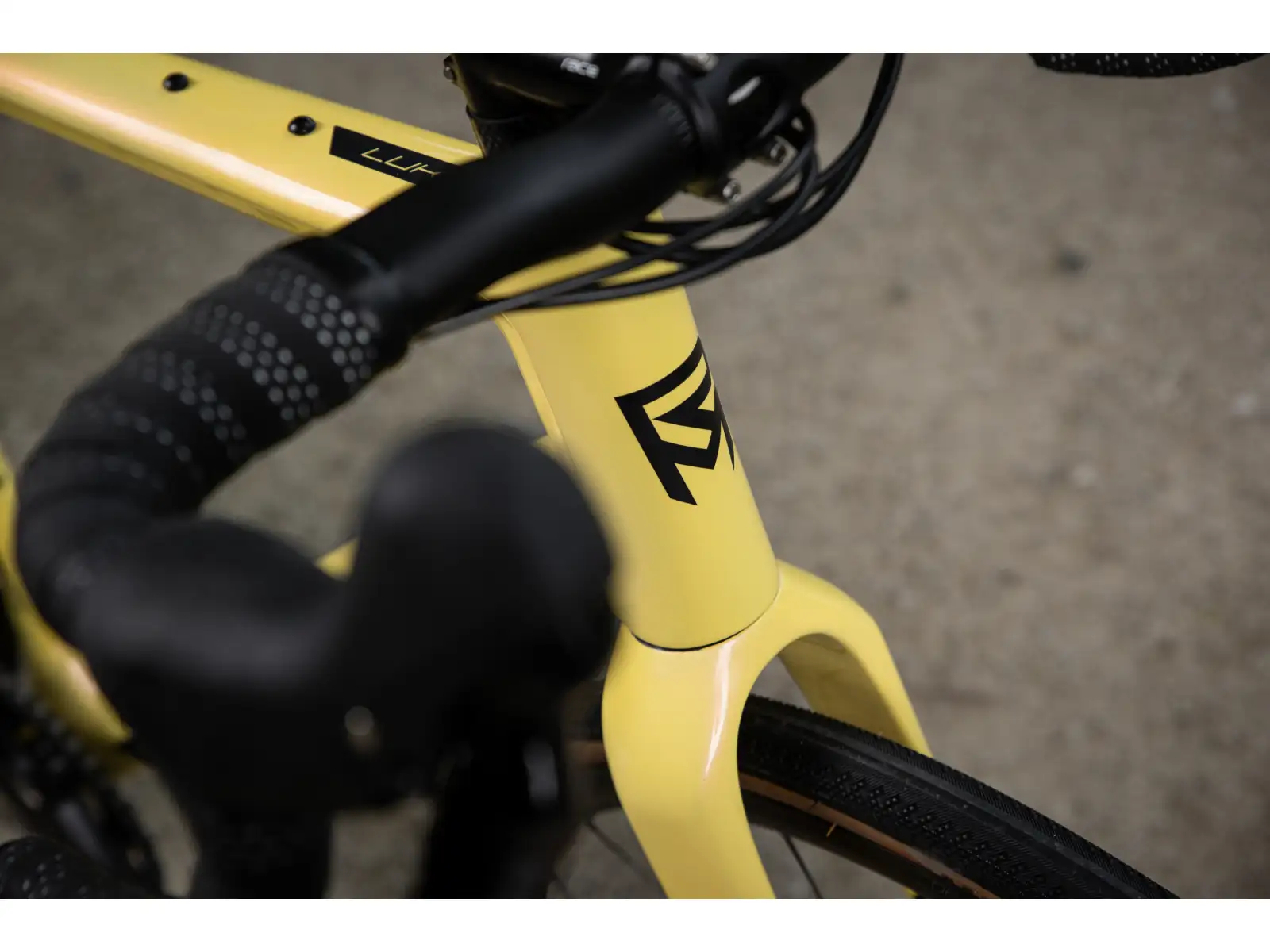 Rock Machine Lukk CR 60 gravel bicykel Gloss Sulfur Yellow