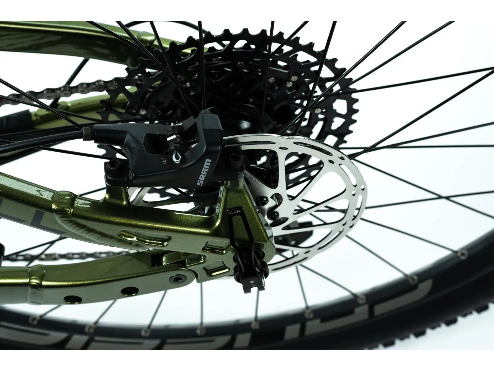 Crussis PAN Full 9.9-M celoodpružený elektrobicykel