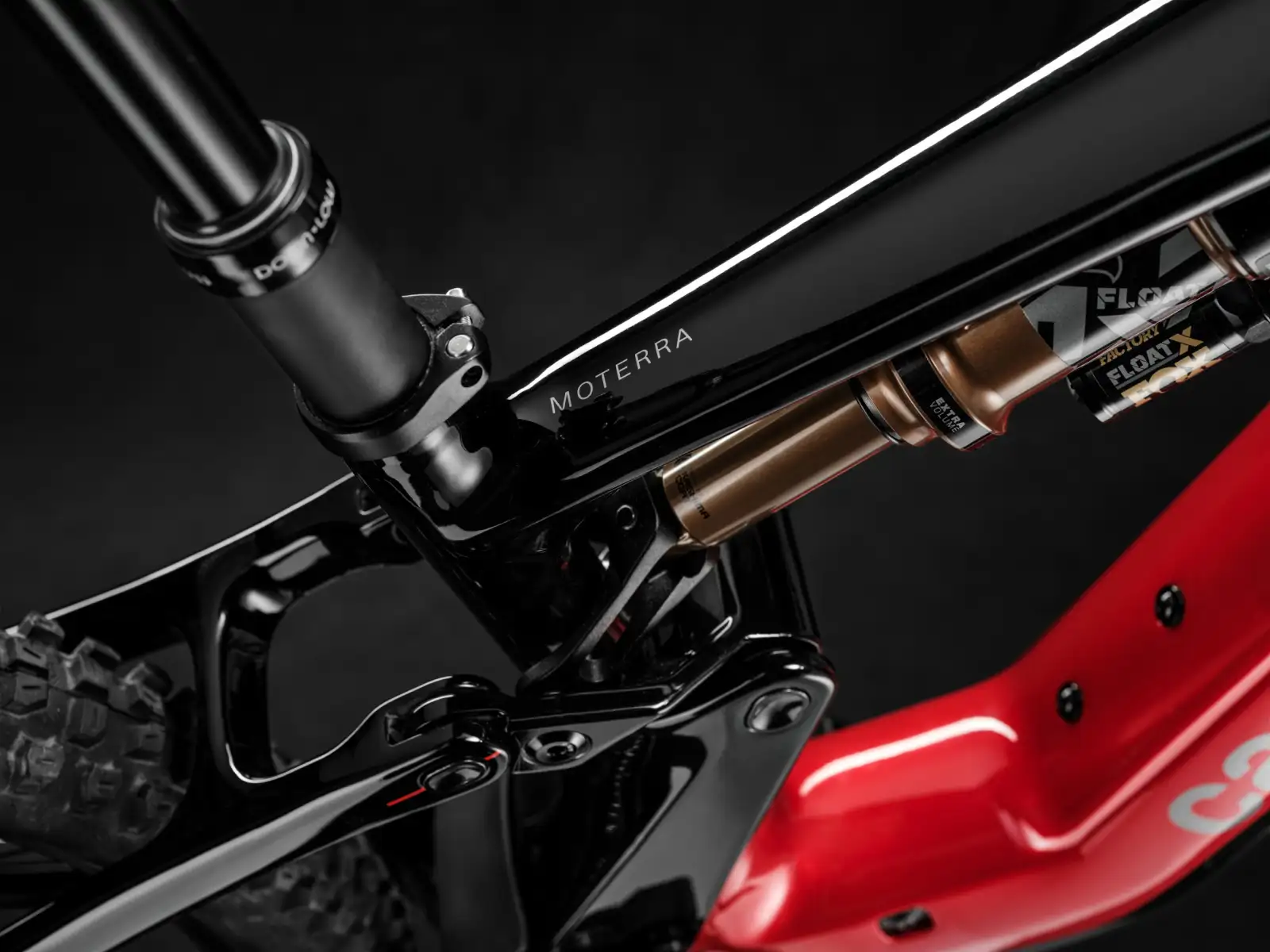 Cannondale Moterra Carbon 1 celoodpružený elektrobicykel Metallic Red