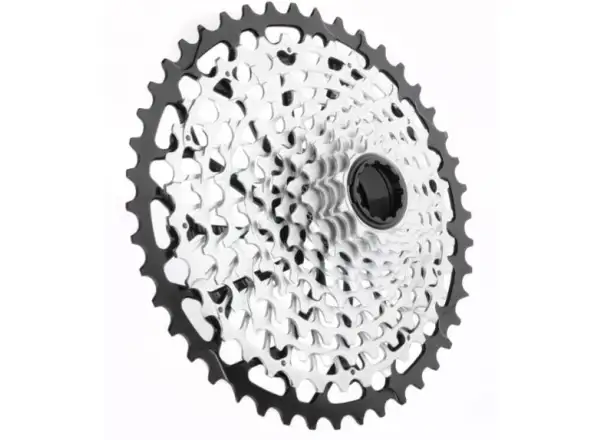 Garbaruk 12 rýchlostná gravel kazeta s 10-44 zubmi na rýchlokľúč Sram XD čierna.