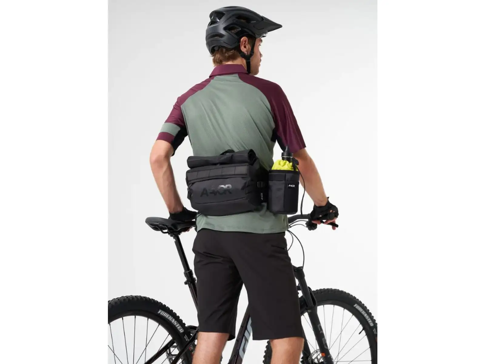 Aevor Waist Pack Proof Kidney 5-9 l Black