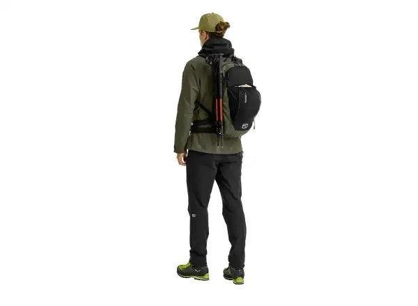 Ortovox Traverse 20 horolezecký batoh 20 l Sea Surface