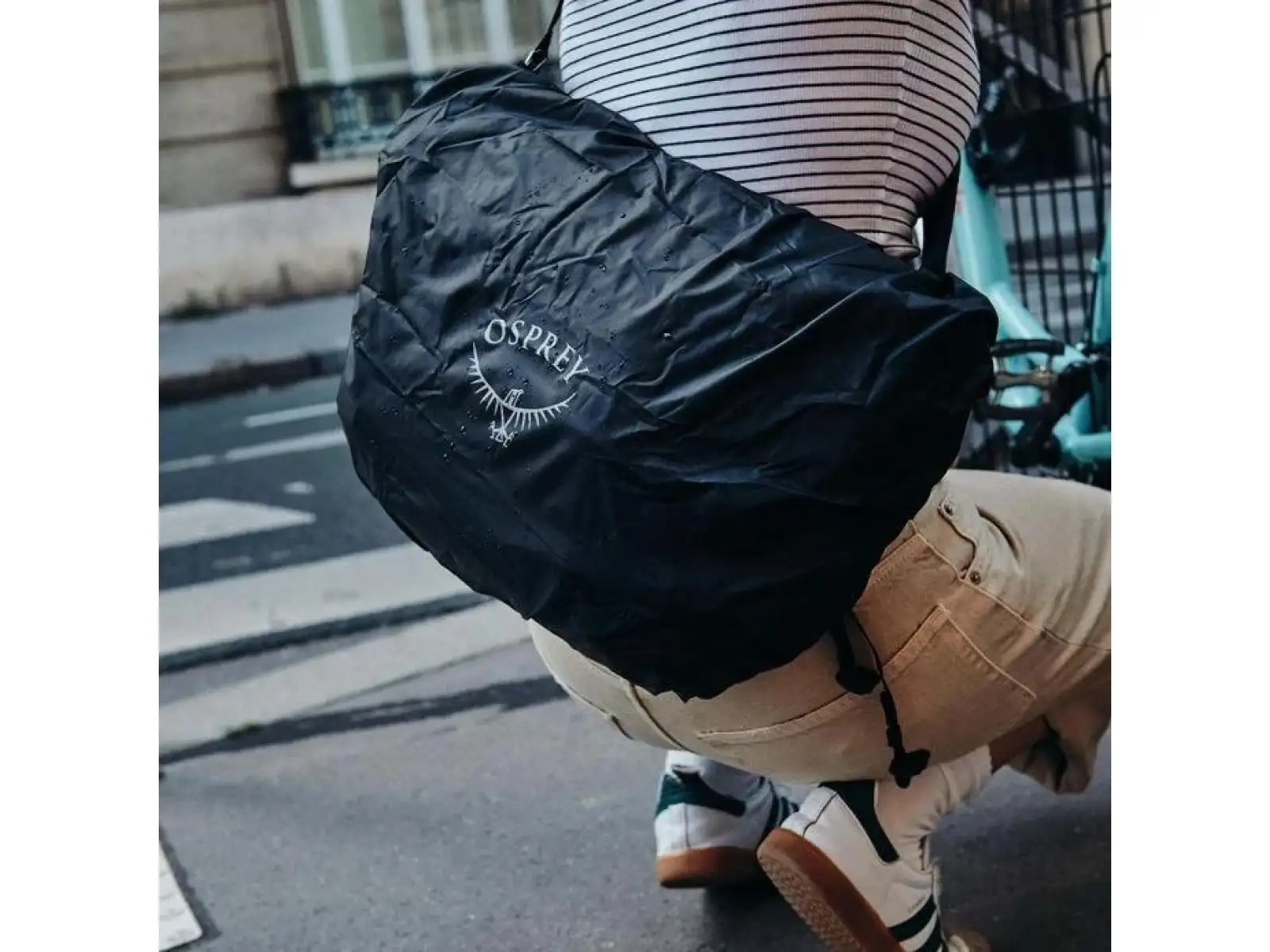 Osprey Metron Messenger 18 brašňa Black