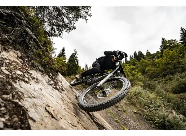 Mavic Deemax DH 29" Boost ořech Sram XD 6děr vypletená kola