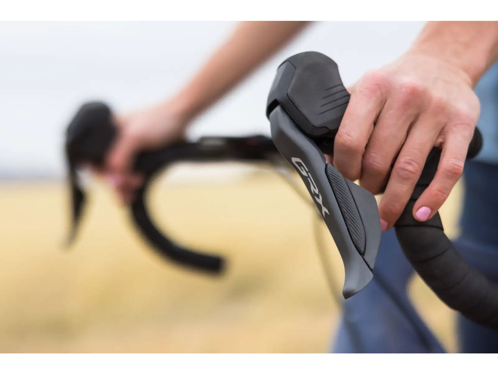 Shimano GRX Di2 ST-RX825 12sp. pravá radenia a zadná brzdová páka
