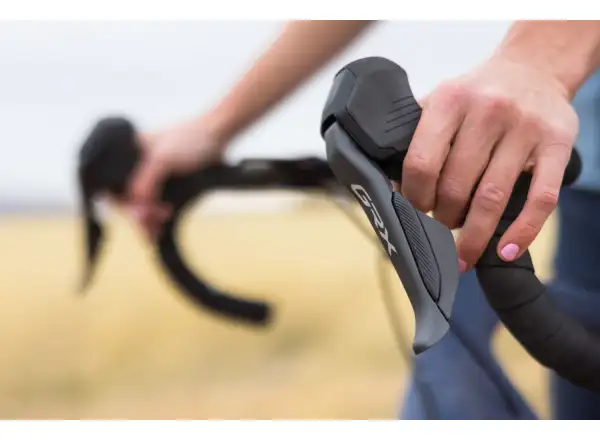 Shimano GRX Di2 ST-RX825 12sp. pravá radenia a zadná brzdová páka