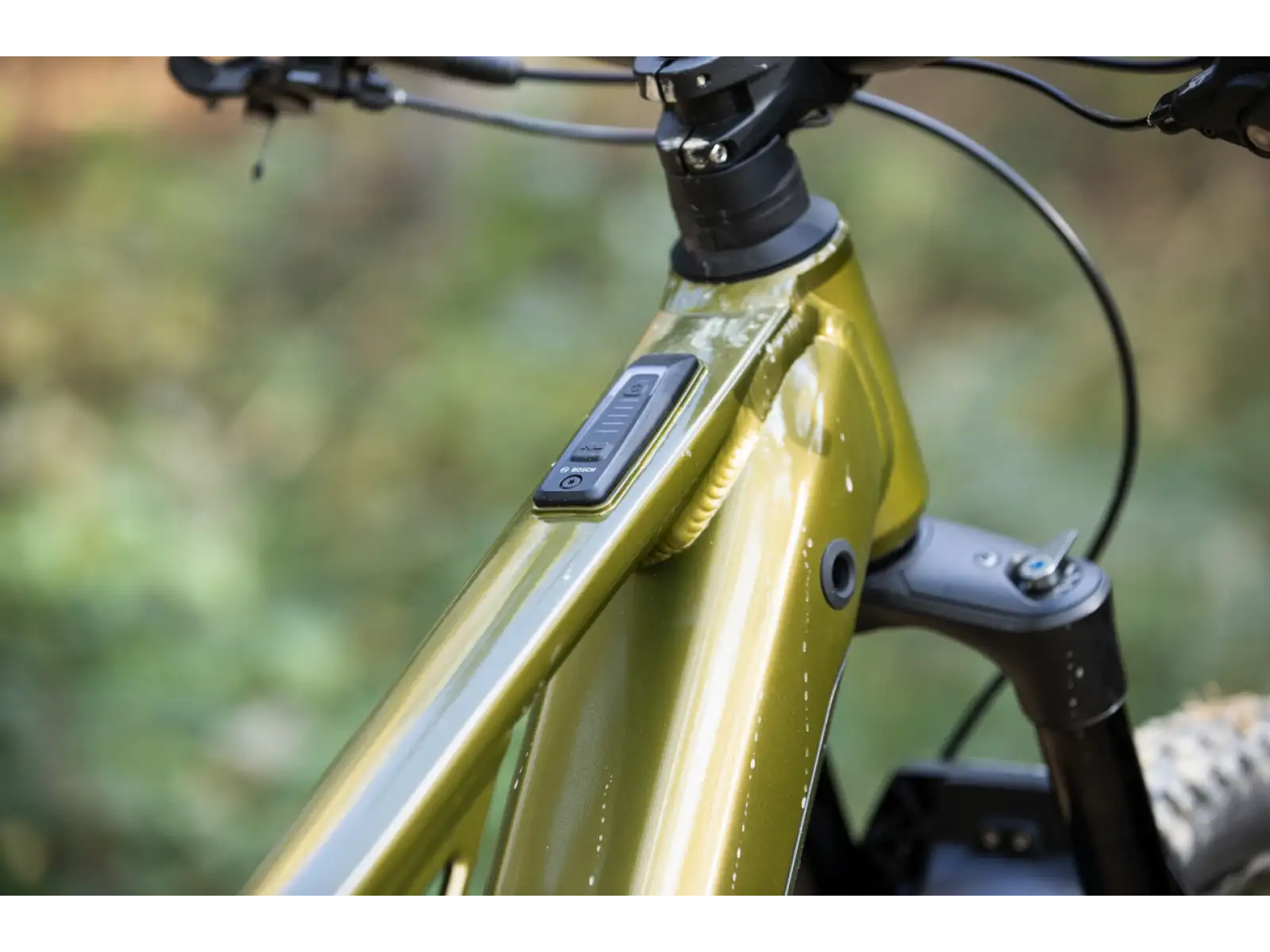 Celoodpružený elektrobicykel Superior eXF 9049 B Gloss Olive Mettalic/Black