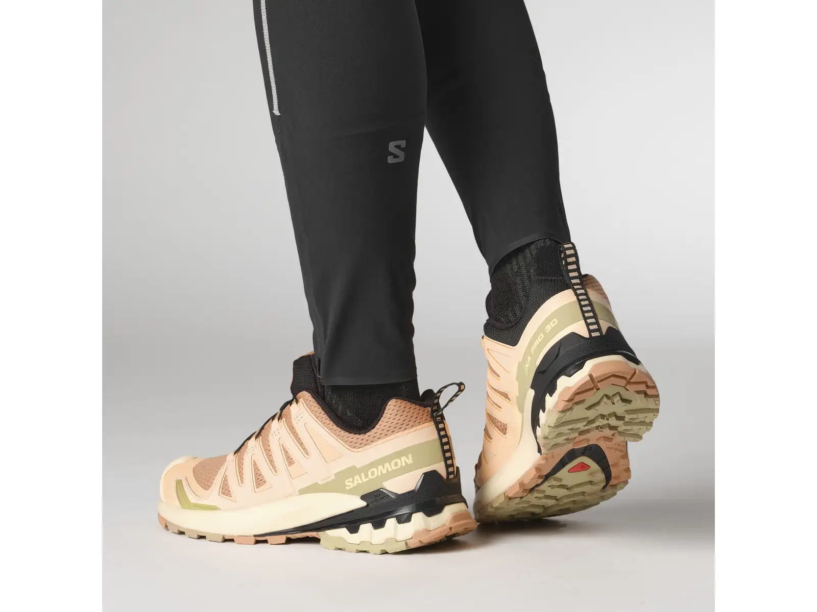 Salomon XA PRO 3D V9 dámska bežecká obuv Cork/Peach Fuzz/Sponge