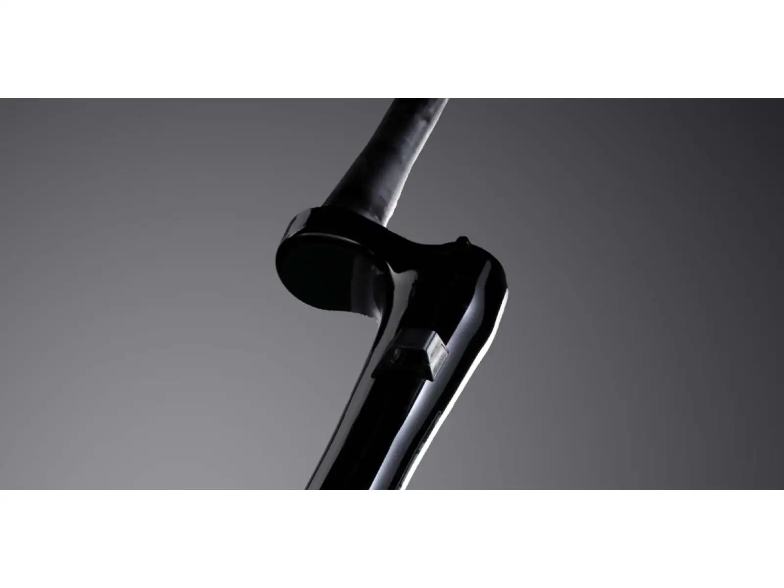 Cannodnale LEFTY OCHO ALLOY DEFAULT OPEN 29" 100 mm odpružená vidlica