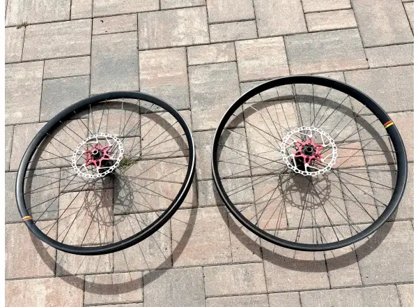 Mavic Deemax DH 29 BOOST vypletené kolesá BAZÁR