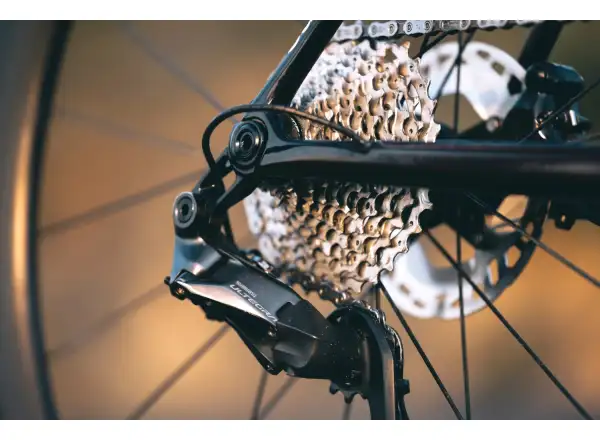 Superior X-Road 9.8 GF lesklý karbón červený