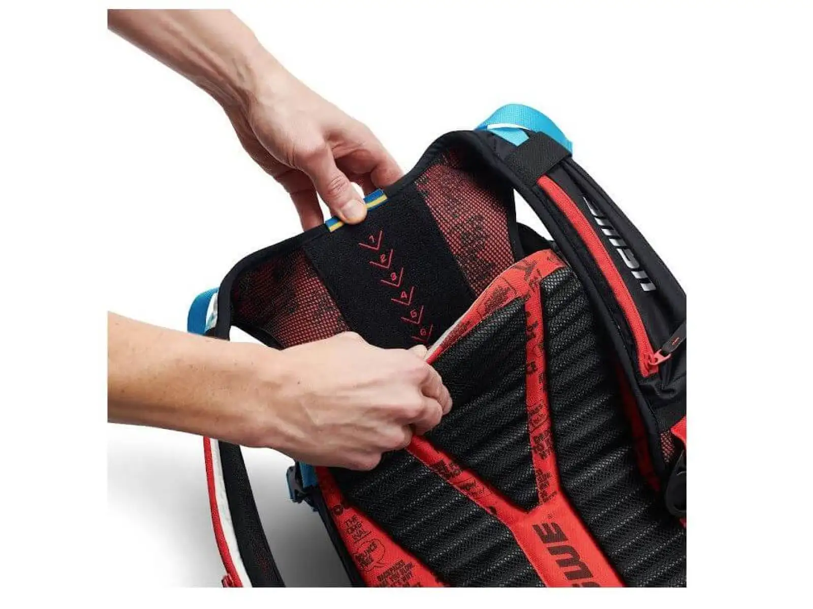 USWE Hajker 30 Zimný batoh 30l Carbon black