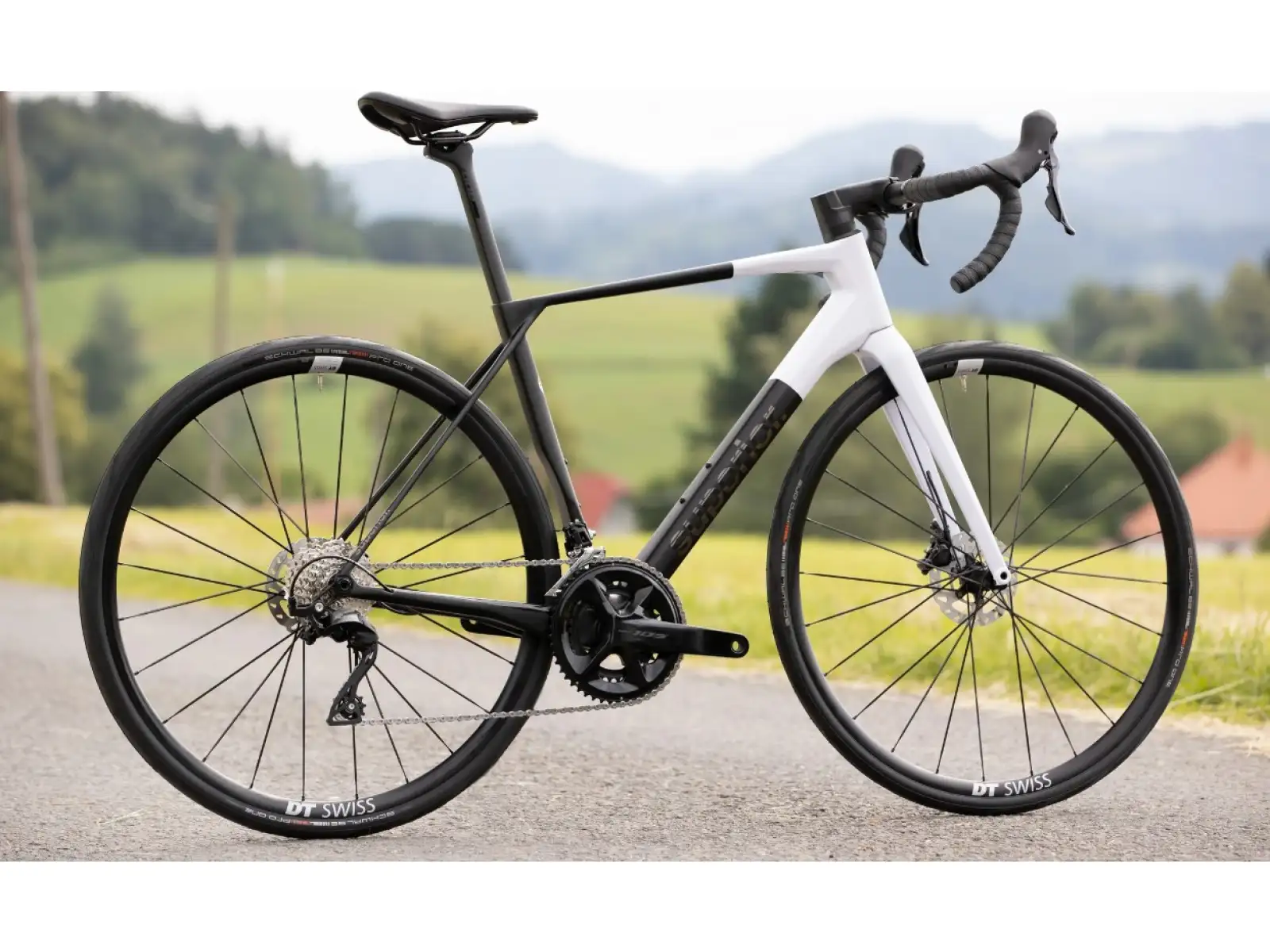 Cestný bicykel Superior X-Road 9.3 GF matný karbón / biely