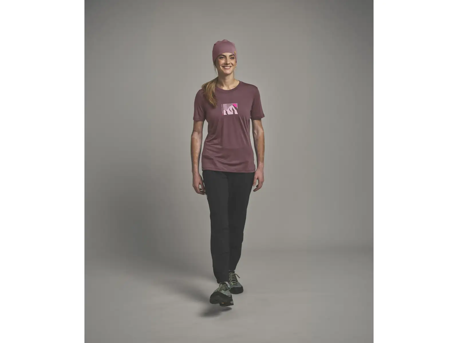 Ortovox 120 Cool Tec Mtn Sun dámske tričko krátky rukáv Chestnut