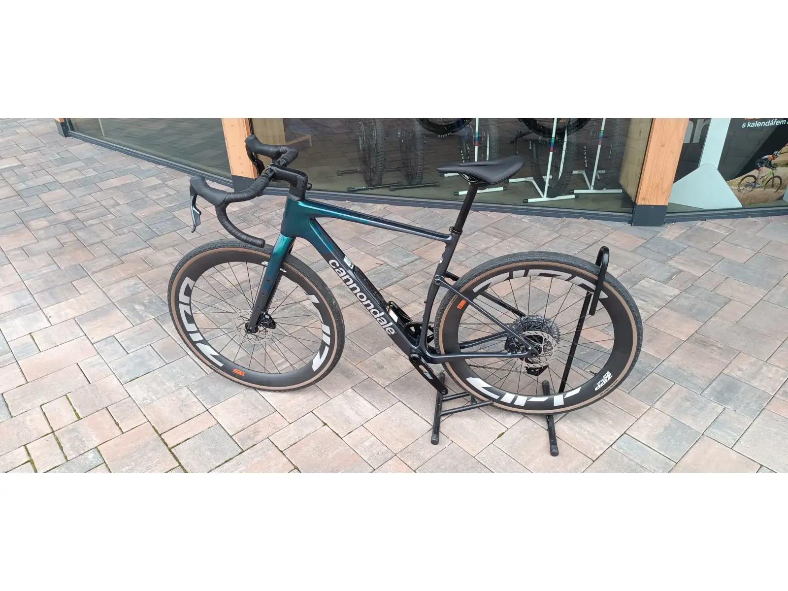 Cannondale Topstone Carbon 3 gravel bicykel DTE Custom Lab PREVERENÉ