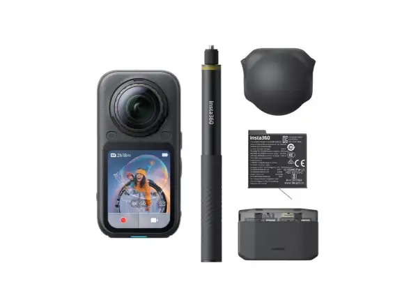 Insta360 X6 akčná kamera Essentials Bundle Black