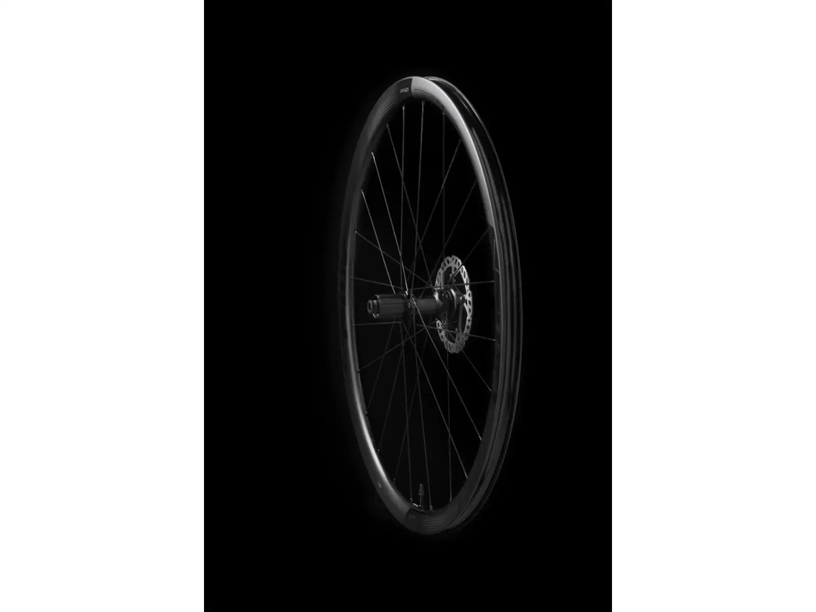 FFWD RYOT33 DT240 2:1 EXP cestné vypletené kolesá plášťové MattBlack Sram XDR orech
