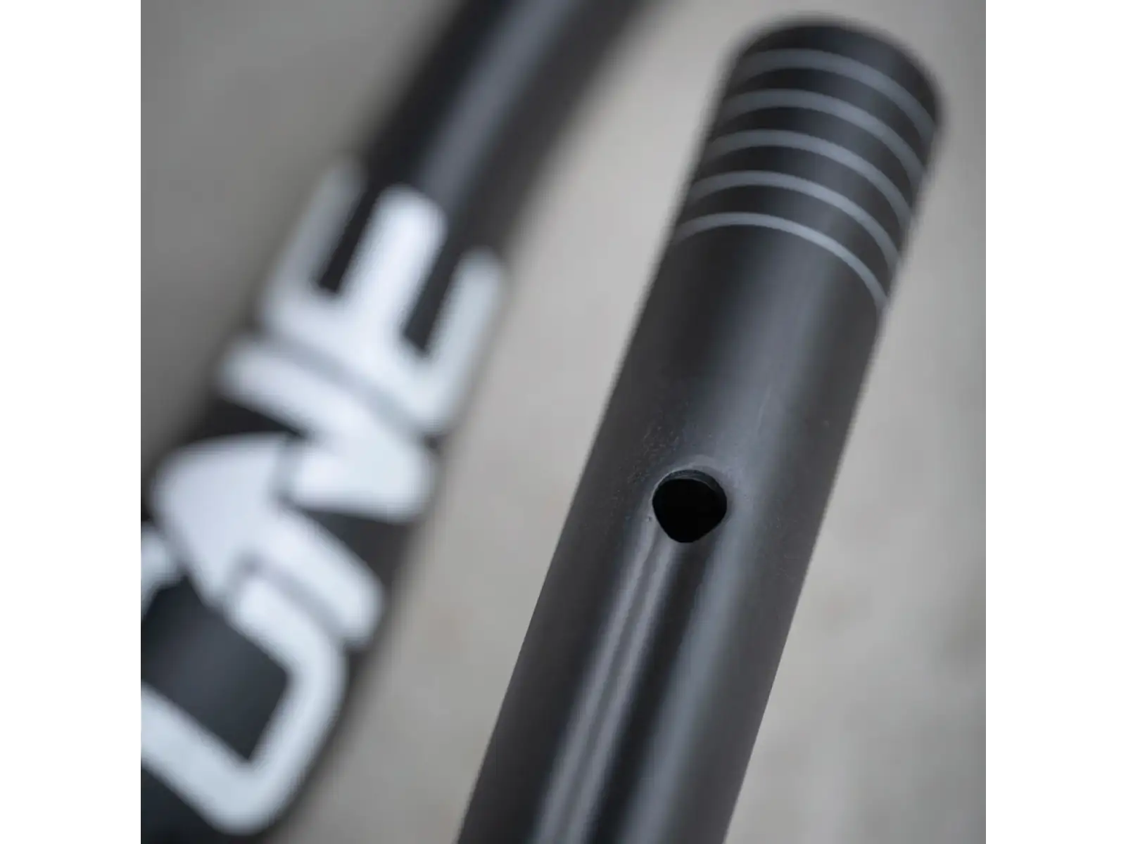 OneUP E-bar Carbon 35/800 mm riadidlá čierna