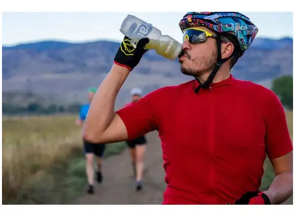 Skratch Labs Hydration Sport Drink Mix iontový nápoj 440 g citrón/limetka