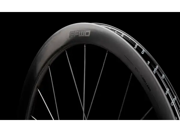 FFWD RAW CS 44 cestné výpletové kolesá Matt Black