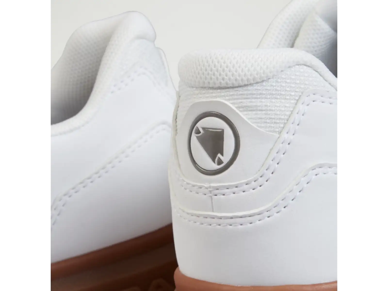 Endura Hummvee Flat Pedal pánske topánky White