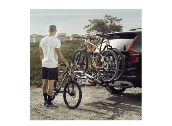 Thule VeloCompact 13-pin nosič pre 2 bicykle na ťažné zariadenie