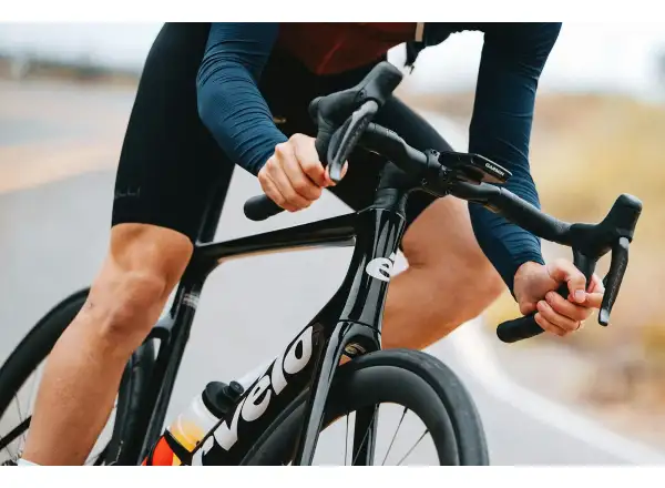 Cervélo Caledonia 5 Rival AXS cestný bicykel Five Black