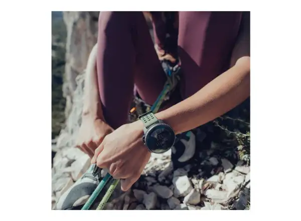 Suunto Vertical Titanium Solar inteligentné hodinky Forest.