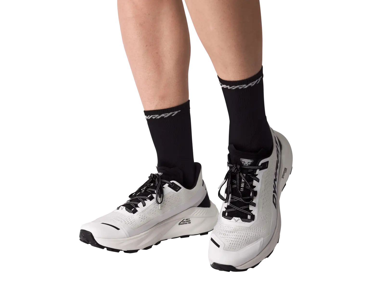 Dynafit Ultra 100 V3 pánske bežecké topánky Nimbus Black Out