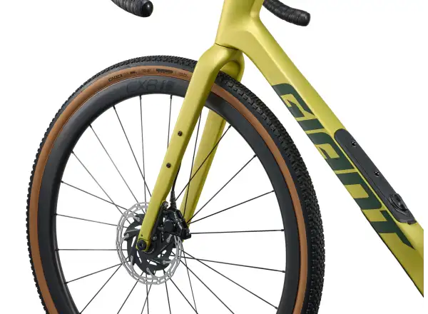 Giant Revolt Advanced Pro 0 gravel bicykel Cyber Lime