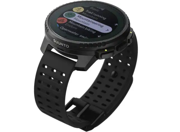 Suunto Vertikálne solárne smart hodinky All Black.