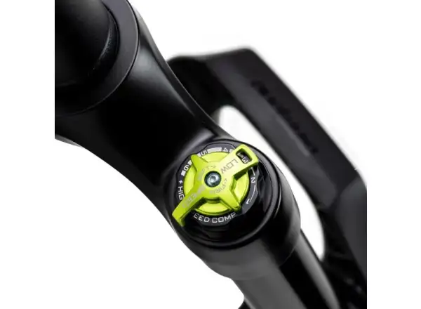 DVO Diamond D1 Boost 27,5" odpružená vidlica 37 mm offset Čierna