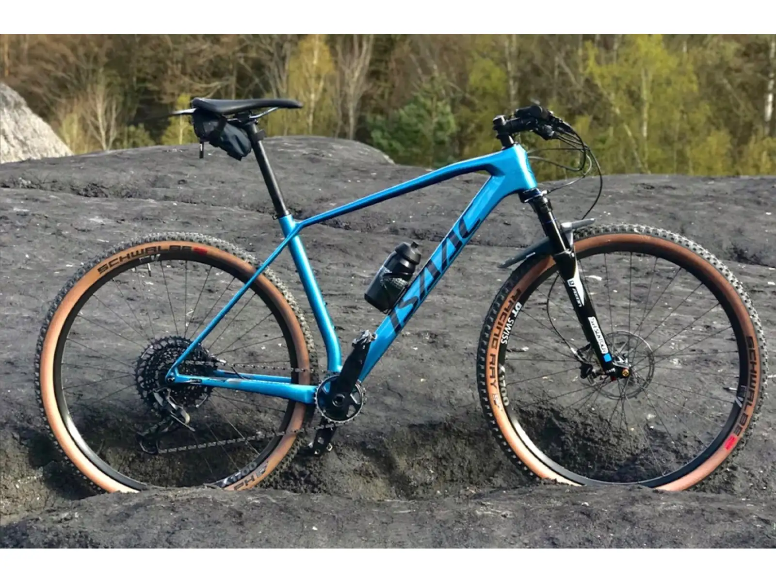 Isaac Baryon Deore XT M8100 horský bicykel