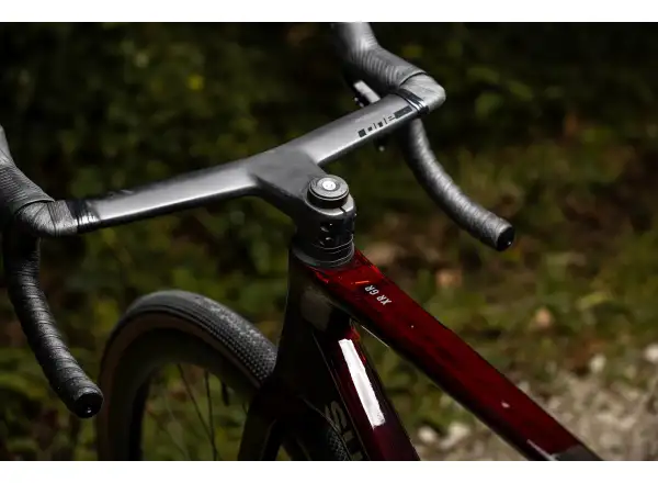 Superior XR 9.9 GR gravel bicykel Matte Carbon/Gloss Red
