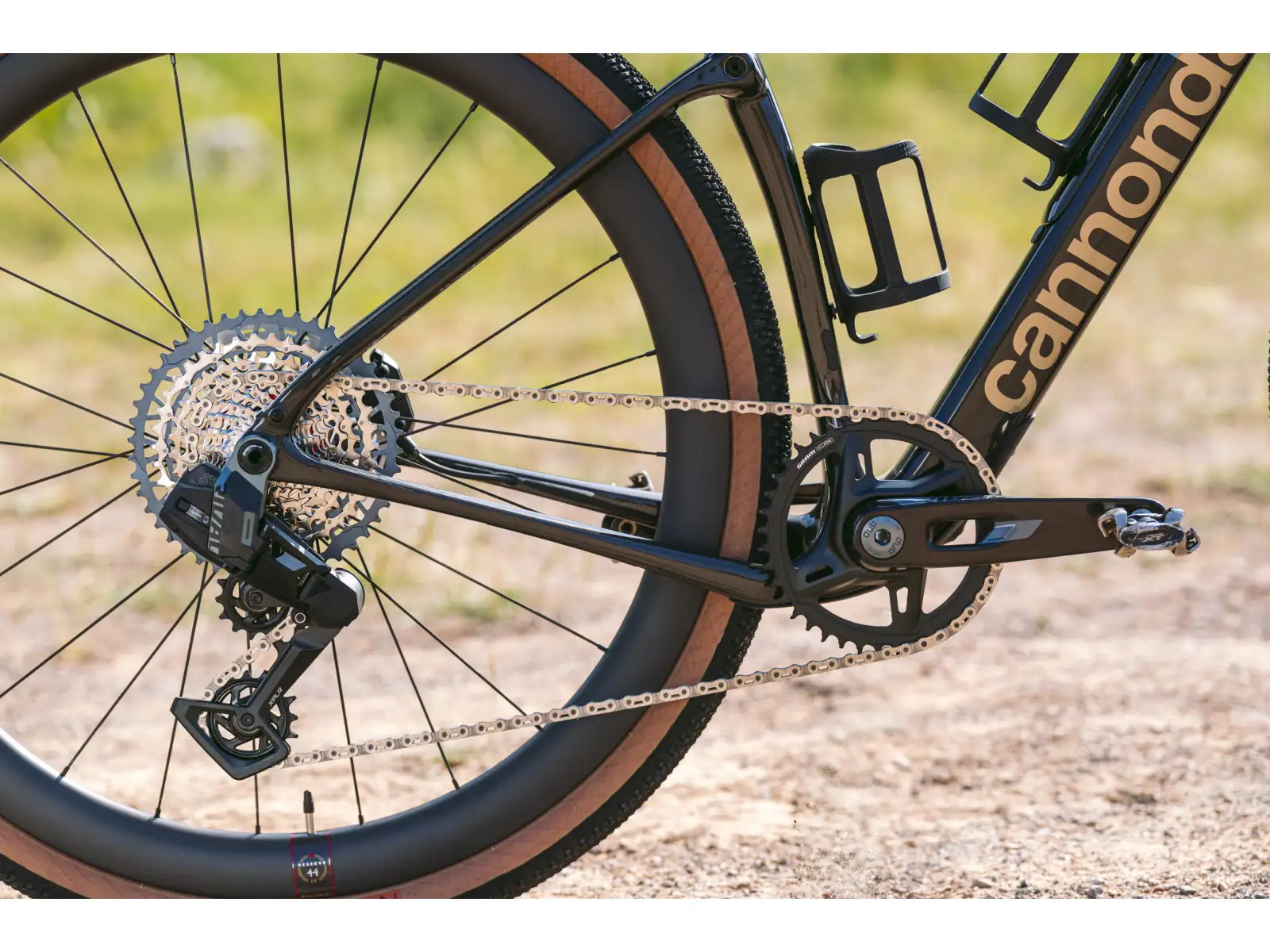 Cannondale Topstone Carbon 1 AXS gravel bicykel (Black)