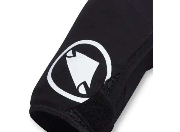 Chrániče lakťov Endura SingleTrack Elbow Protector (čierna)