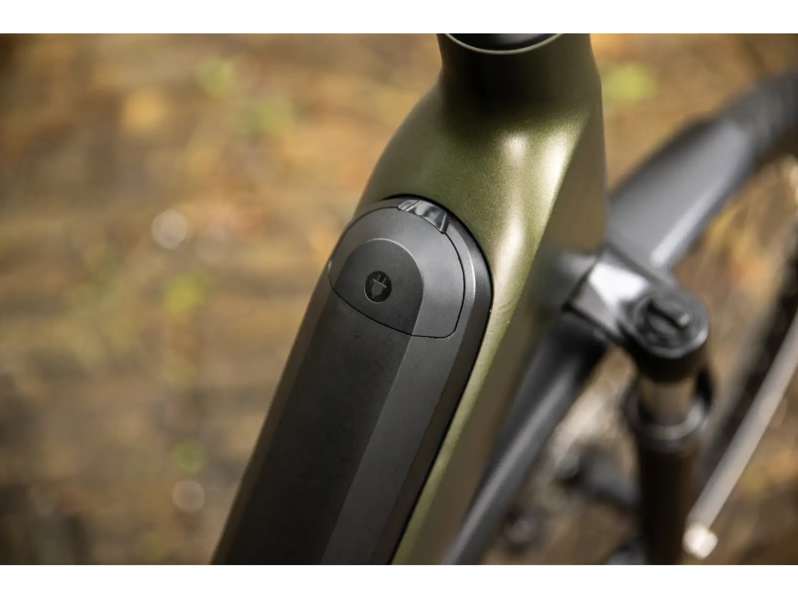 Superior eWAY 6.4 mestský elektrobicykel Matte Black