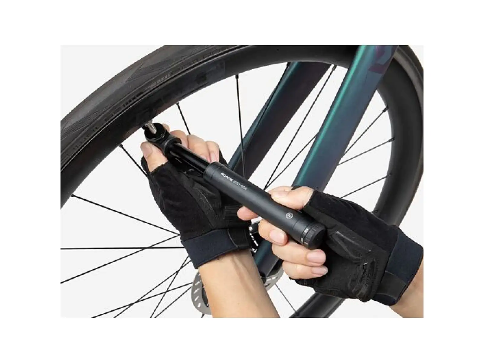 Mini pumpa Topeak Roadie 2Stage čierna