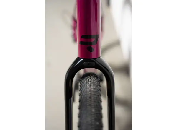 Ridley Kanzo Adventure Alu GRX600 gravel bicykel Jazzberry Jam Metallic/Black