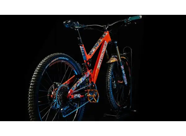 Rie:sel Design Tape 3000 frame stickerbomb