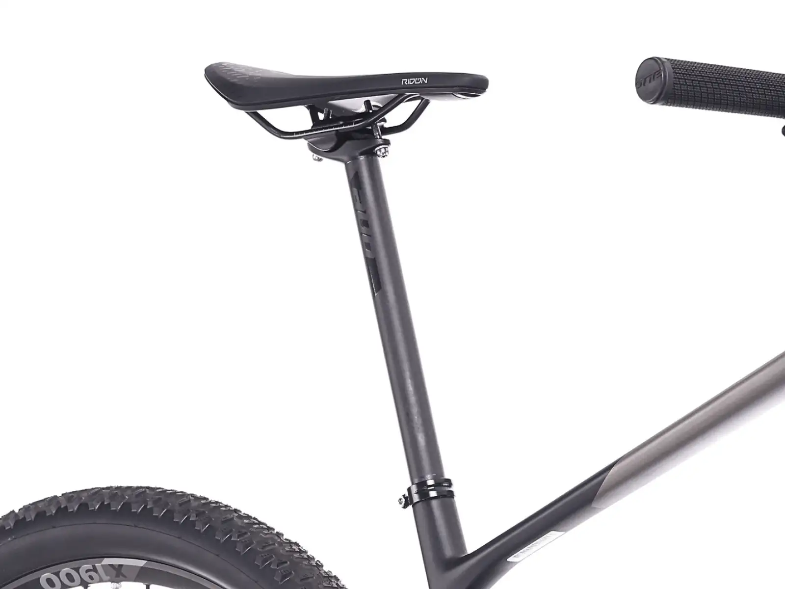 Superior XP 9.6 horský bicykel Matte Dark Chrome / Carbon