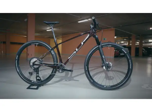 Horský bicykel Superior Team 29 Elite Gloss Red Carbon/Chrome